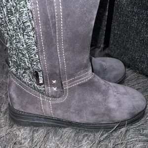 Women's Muk Luks boots, size 6, grey- with zippered closure, black rubber sole